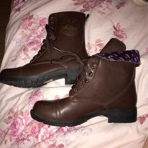 Disney Boots Tangled Size 7